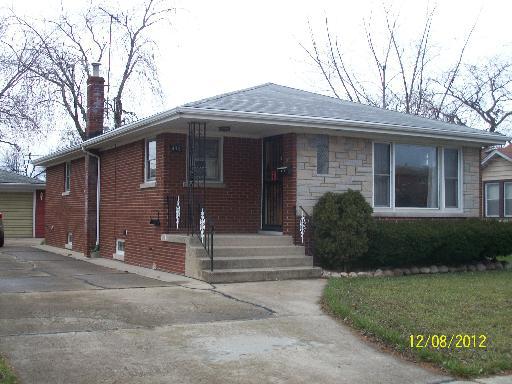 498 Freeland Ave., Calumet City, IL 60409
