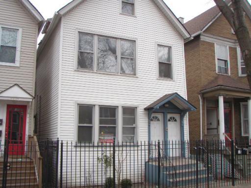 2216 N Maplewood Ave., Chicago, IL 60647