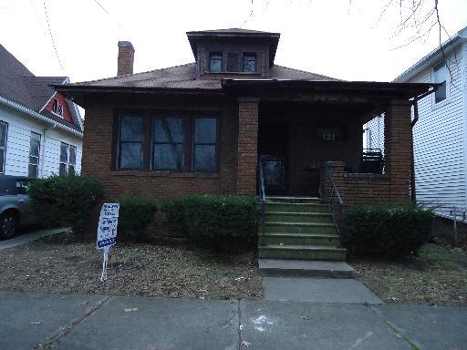 121 Oak St., Streator, IL 61364