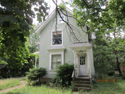 1815 8th St., Rockford, IL 61104