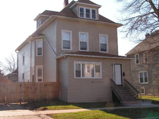 5439 W Iowa St., Chicago, IL 60651