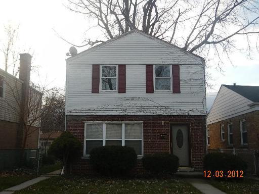 112 Marshall Ave., Bellwood, IL 60104
