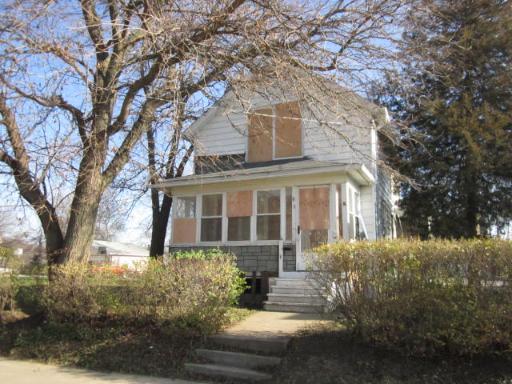 822 Sard Ave., Aurora, IL 60506