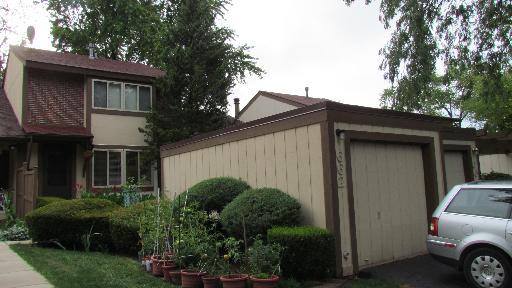 662 Overland Tr., Roselle, IL 60172