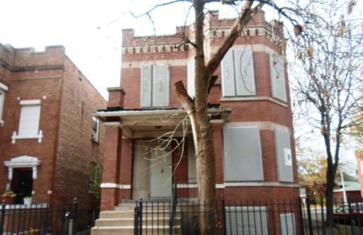 1058 N Leclaire Ave., Chicago, IL 60651
