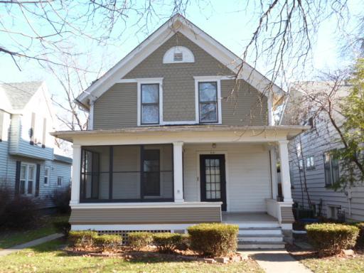 714 Sexton St., Aurora, IL 60505