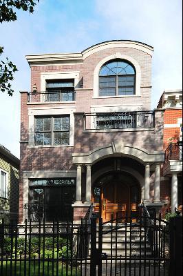 850 W Wolfram Ave., Chicago, IL 60657