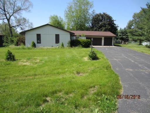4241 Tresemer Cir., Roscoe, IL 61073