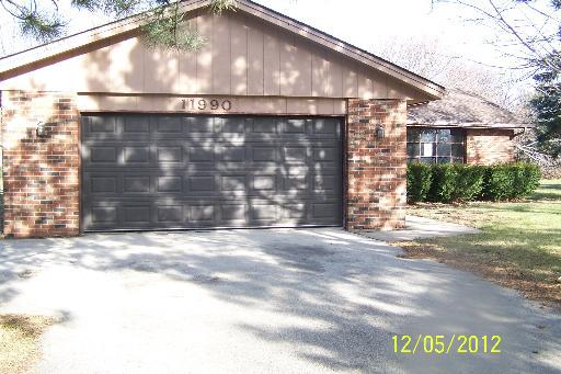 11990 Tresemer Rd., Roscoe, IL 61073