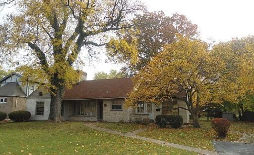 18549 Perth Ave., Homewood, IL 60430