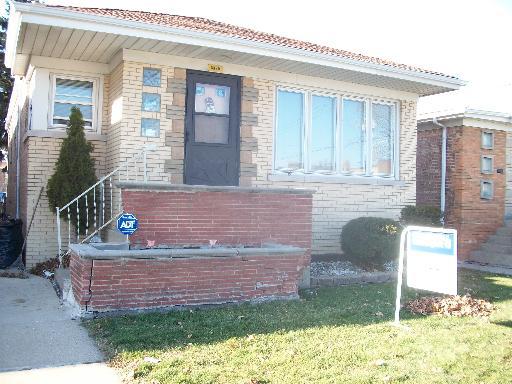 6320 S Laporte Ave., Chicago, IL 60638