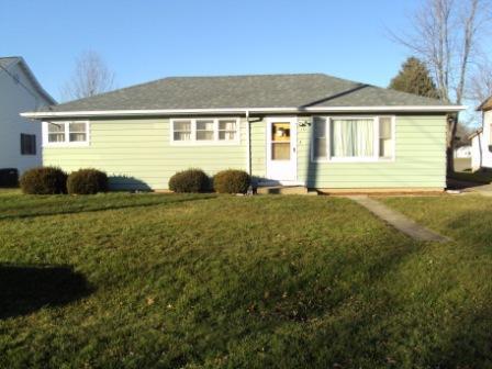 171 W Lincoln St., Seneca, IL 61360