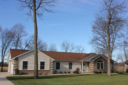 1707 Ridgewood Dr., Morrison, IL 61270
