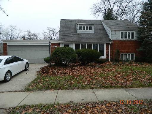 18453 Clyde Rd., Homewood, IL 60430