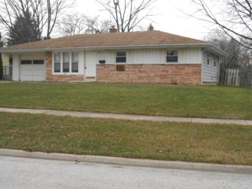 1917 Wayland Ln., Schaumburg, IL 60193