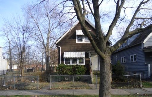 11729 S Lasalle St., Chicago, IL 60628