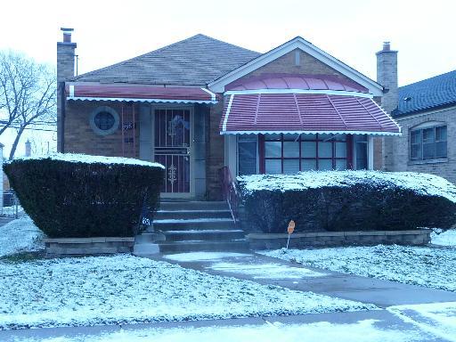8951 S Clyde Ave., Chicago, IL 60617