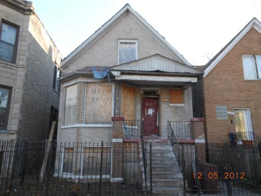 647 N Spaulding, Chicago, IL 60624