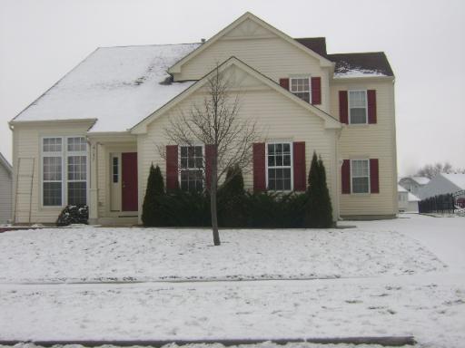 2137 Greenview Dr., Woodstock, IL 60098