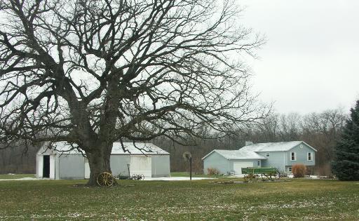 1078 N 2803rd Rd., Utica, IL 61373