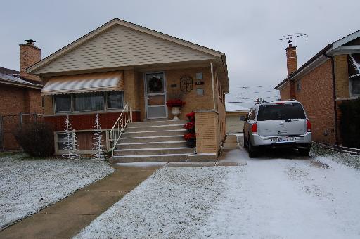 9307 Mcvicker Ave., Oak Lawn, IL 60453
