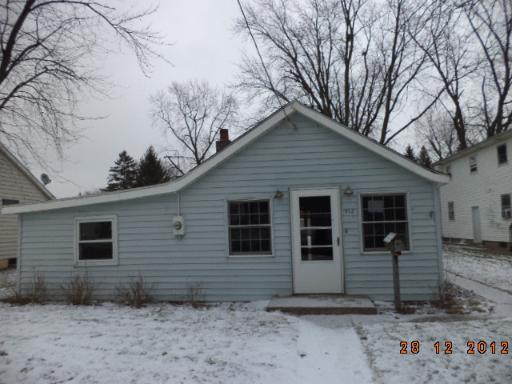 912 S 6th St., Dekalb, IL 60115