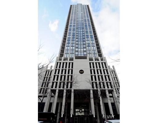 1122 N Clark St. #2101, Chicago, IL 60610