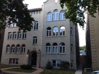 2314 W Farwell St. #GE, Chicago, IL 60645