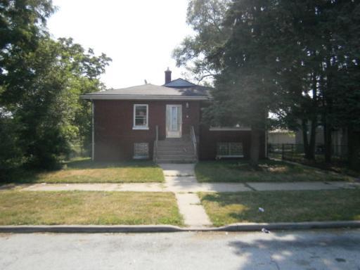 655 Hirsch Ave., Calumet City, IL 60409