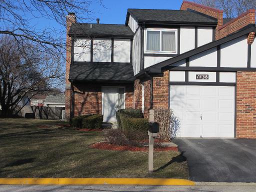 1538 Columbia Ct., Elk Grove Village, IL 60007