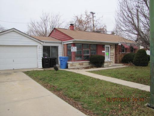 8022 S Kenton Ave., Chicago, IL 60652