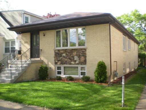 6730 W Albion Ave., Niles, IL 60714