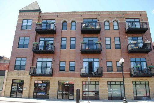 4050 N Lincoln Ave. #301, Chicago, IL 60618