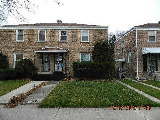 436 Geneva Ave., Bellwood, IL 60104