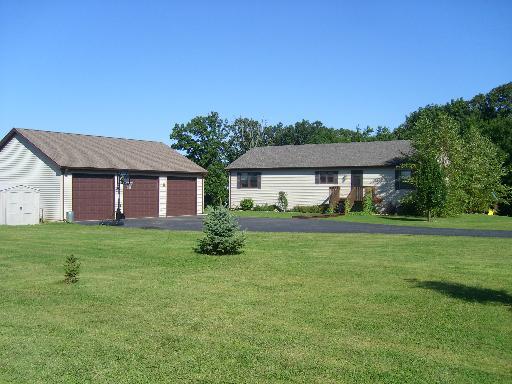 4255 E 2551 Rd., Sheridan, IL 60551