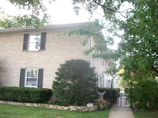 5360 W 96 St., Oak Lawn, IL 60453