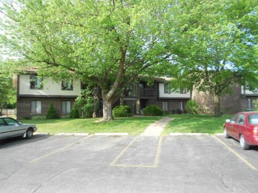 565 Somerset Ln. #2, Crystal Lake, IL 60014