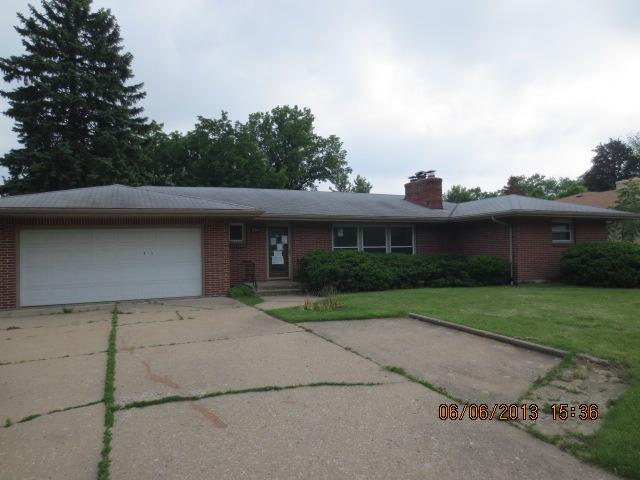2911 E State St., Rockford, IL 61108