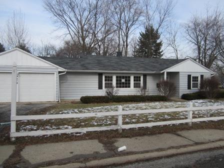 526 E High St., Mundelein, IL 60060
