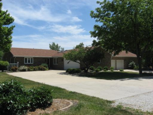 3901 N 2250 West Rd., Bourbonnais, IL 60914