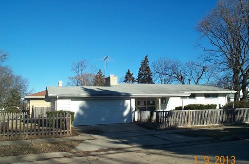 918 Merton Ave., Waukegan, IL 60085