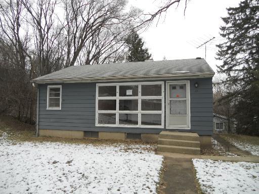 5605 Meadow Hill Ln., Mchenry, IL 60050