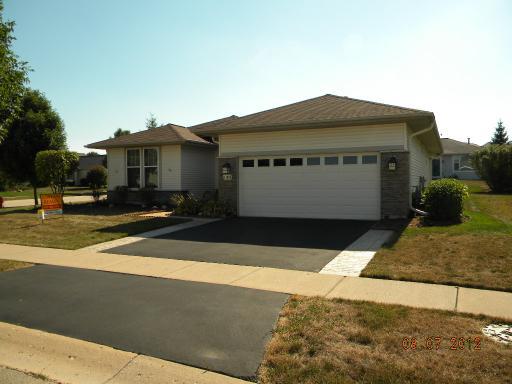 11603 Wildrose Dr., Huntley, IL 60142