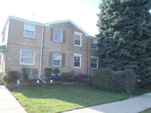 4218 Oak St., Bellwood, IL 60104