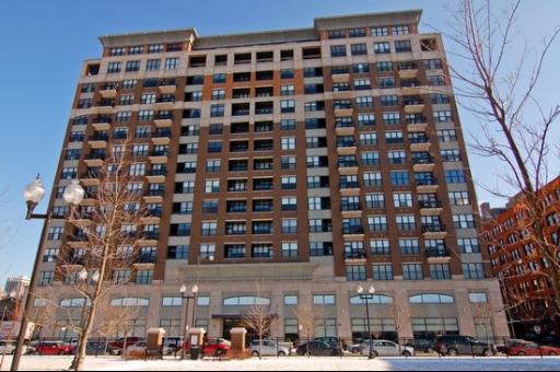 849 N Franklin St. #716, Chicago, IL 60610