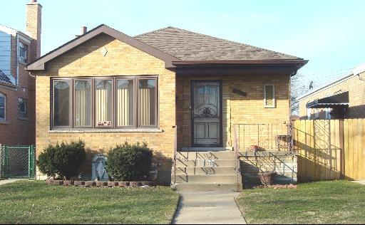 10628 S Avenue C, Chicago, IL 60617