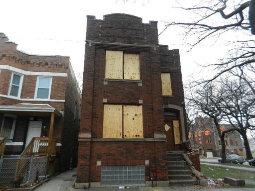854 N Avers Ave., Chicago, IL 60651