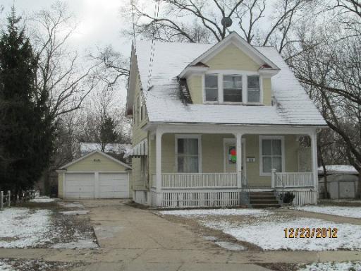 705 E Chicago St., Elgin, IL 60120