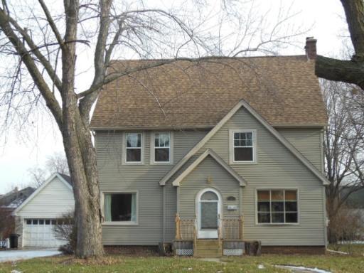 209 S East St., Marengo, IL 60152