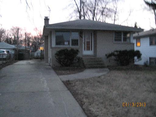 345 N Walnut Ave., Wood Dale, IL 60191